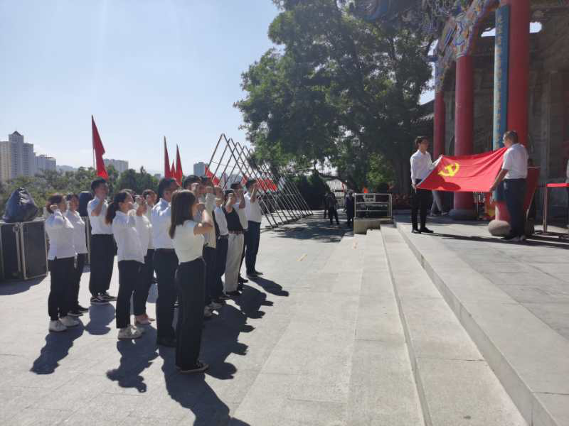 集團機關第二黨支部與土木院第一黨支部開展<br/>“重溫光輝歷程，傳承紅色基因”主題黨日暨結對共建活動